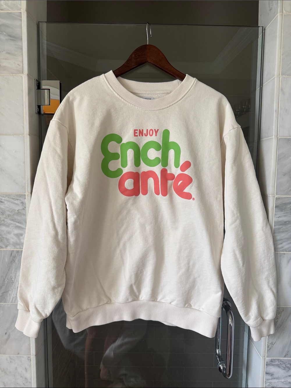 Enjoy Enchanté Cream Logo Crewneck Sweatshirt L